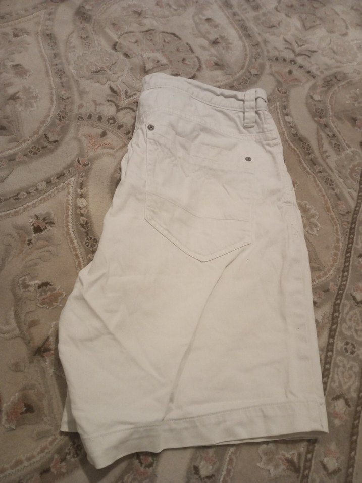 Erkek Beyaz Pamuklu Rahat Kesim Şort - Görsel 3