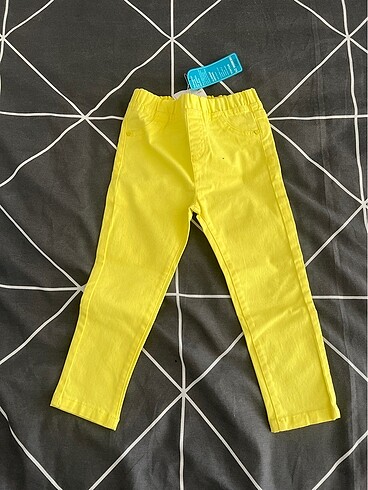 Sarı pantolon