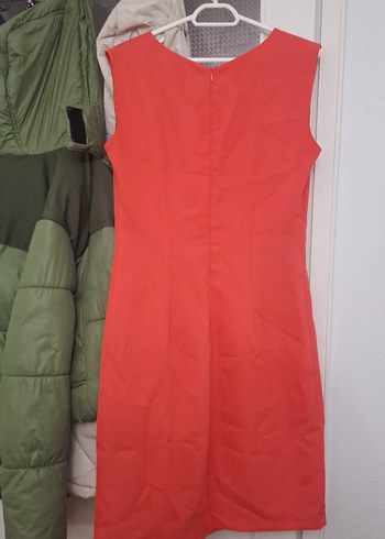 Kırmızı V Yaka Drapeli Hamile Elbisesi - Görsel 4