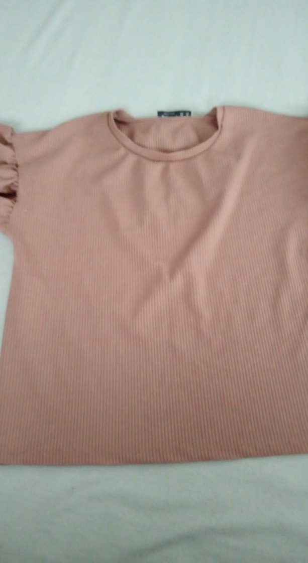 Kısa Kollu Fırfırlı Tişört - Görsel 3