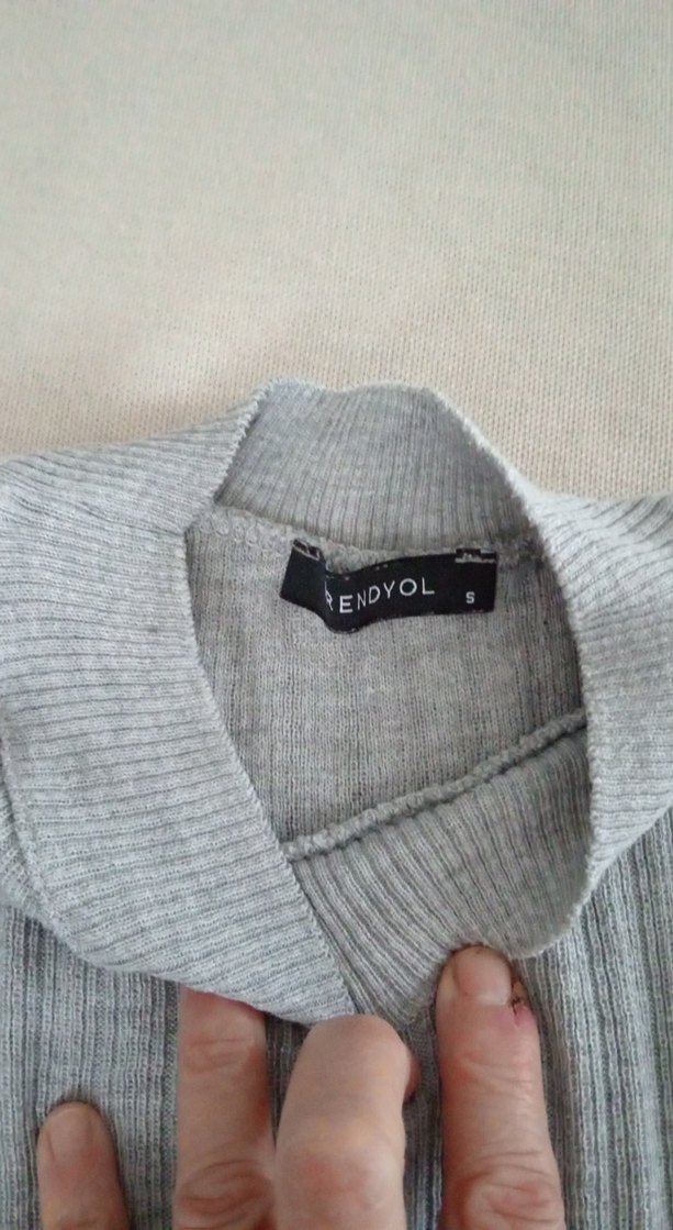 Gri İnce Örgü Kadın Kazak - Görsel 2