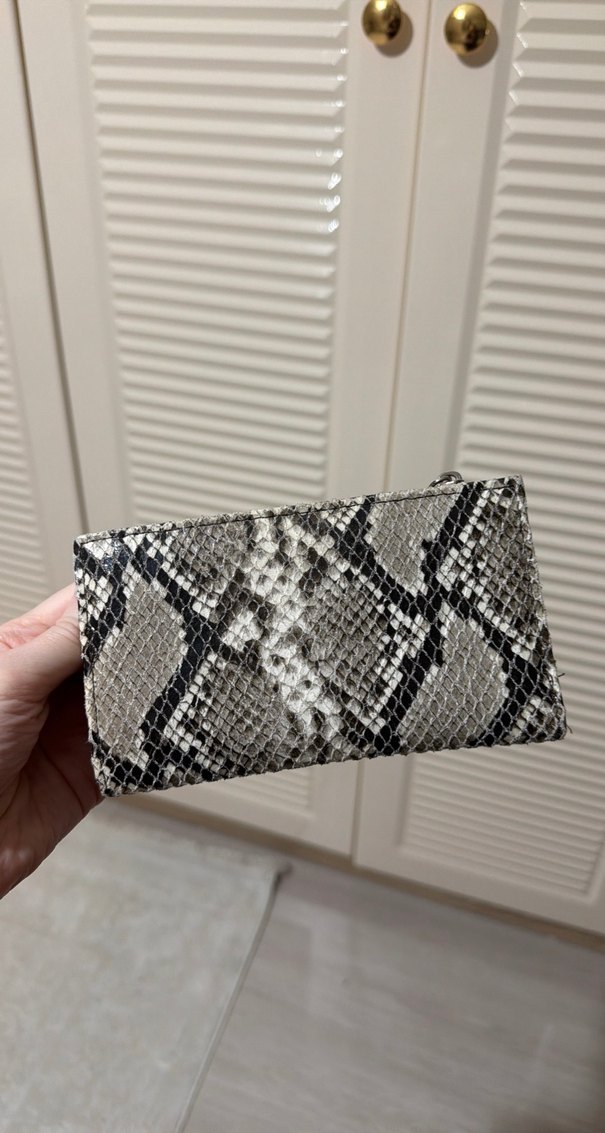 Stradivarius Yılan Desenli Kadın Deri Portföy Cüzdan - Görsel 2