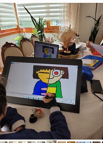 VEIKK STUDİO VK2200 PRO EKRAN TABLET