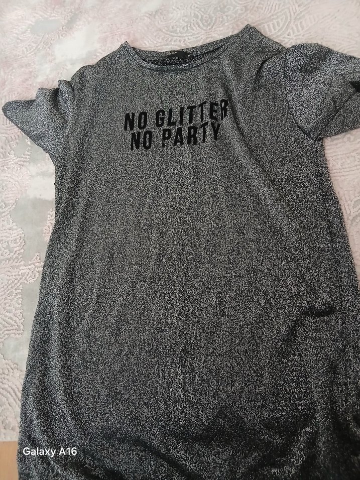 Kadın tişört uzun elbise olarakda kullanılabilir - Görsel 2