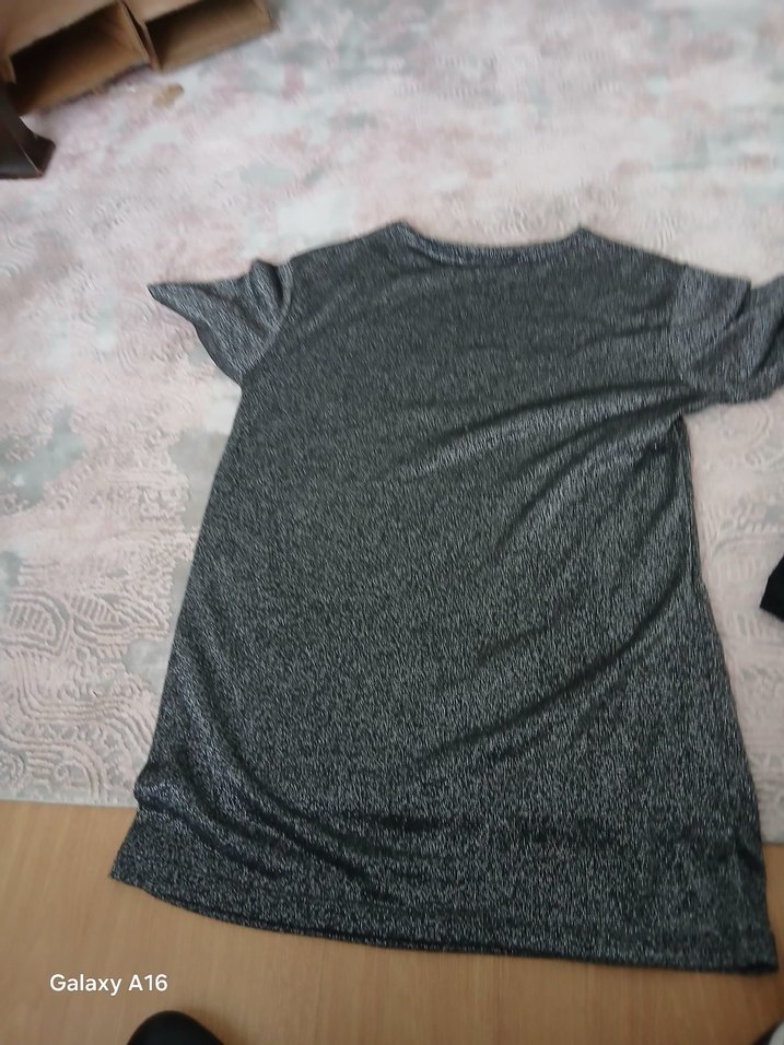 Kadın tişört uzun elbise olarakda kullanılabilir - Görsel 4