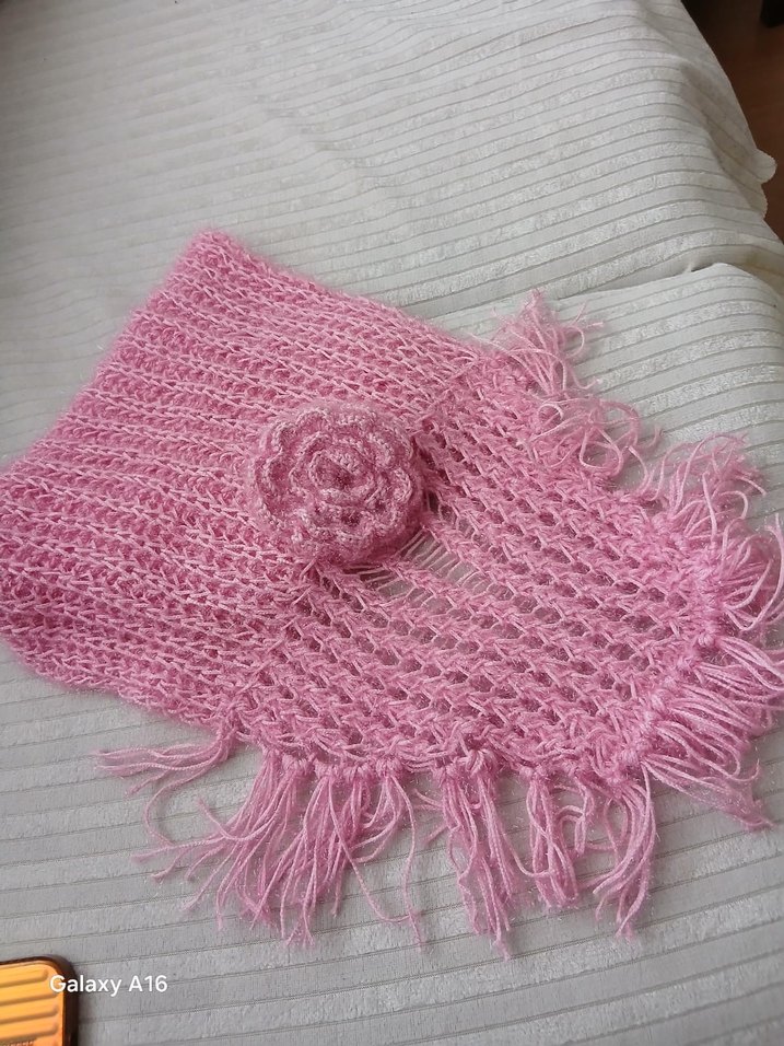 Pembe Örgü Kadın Atkı Çiçek Detaylı - Görsel 2