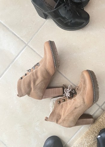 Bej Süet Kadın Topuklu Bot Kürklü - Görsel 5