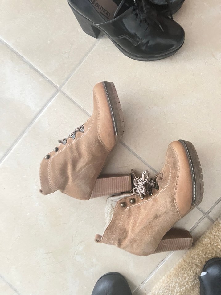 Bej Süet Kadın Topuklu Bot Kürklü - Görsel 5