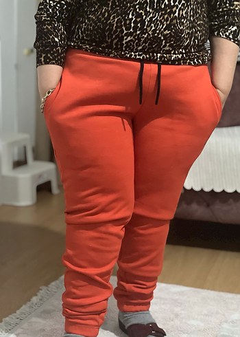 Kırmızı Rahat Kesim Kadın Eşofman Altı - Görsel 7