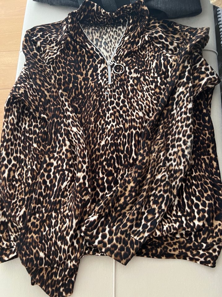 Kahverengi Leopar Desenli Kadın Bluz - Görsel 4