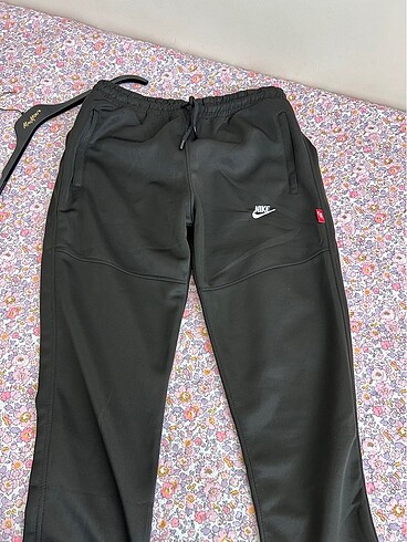 Nike eşofman altı