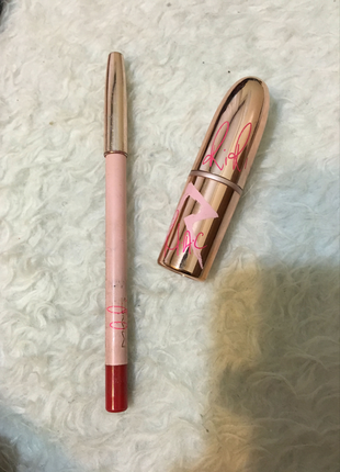 MAC Rihanna imzalı ruj limited edition