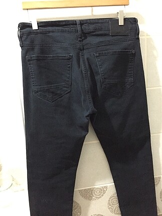 m Beden ZARA SİYAH ERKEK PANTOLON JEAN