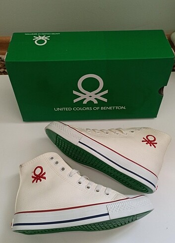 Benetton Converse