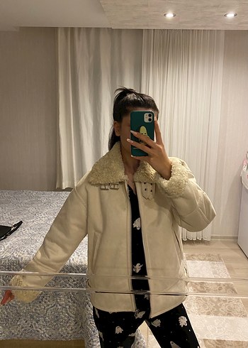 Stradivarius Krem Bej Kürklü Biker Mont - Görsel 8