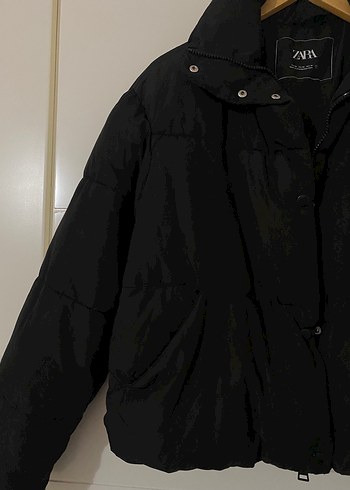Zara Siyah Şişme Mont - Görsel 4