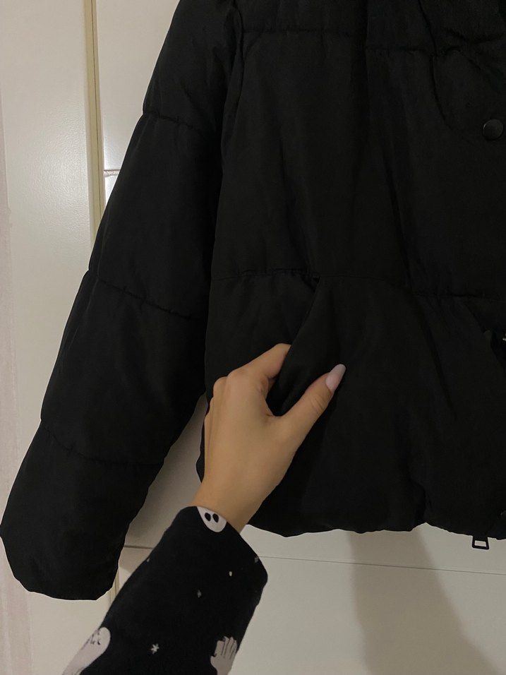 Zara Siyah Şişme Mont - Görsel 3