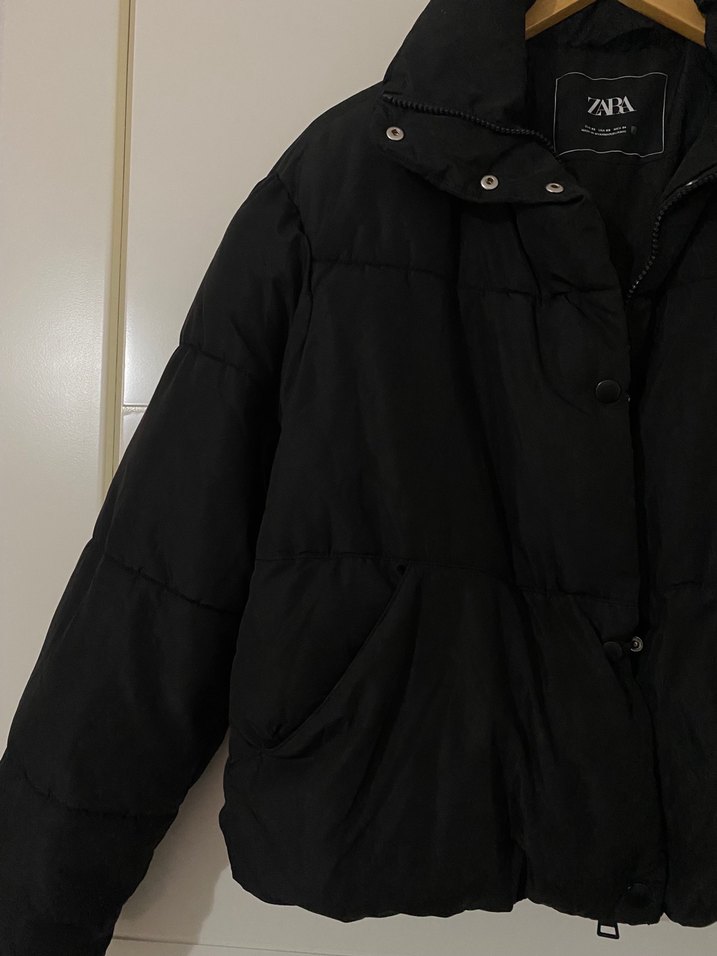 Zara Siyah Şişme Mont - Görsel 4