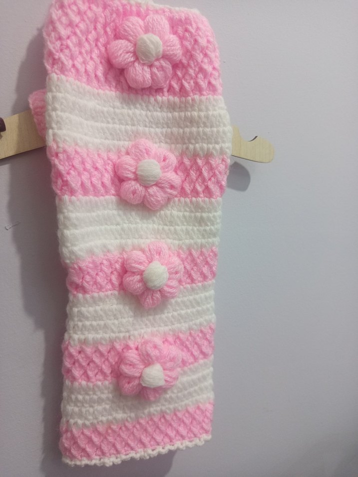 Pembe Beyaz Örgü Kedi Kıyafeti - Görsel 2