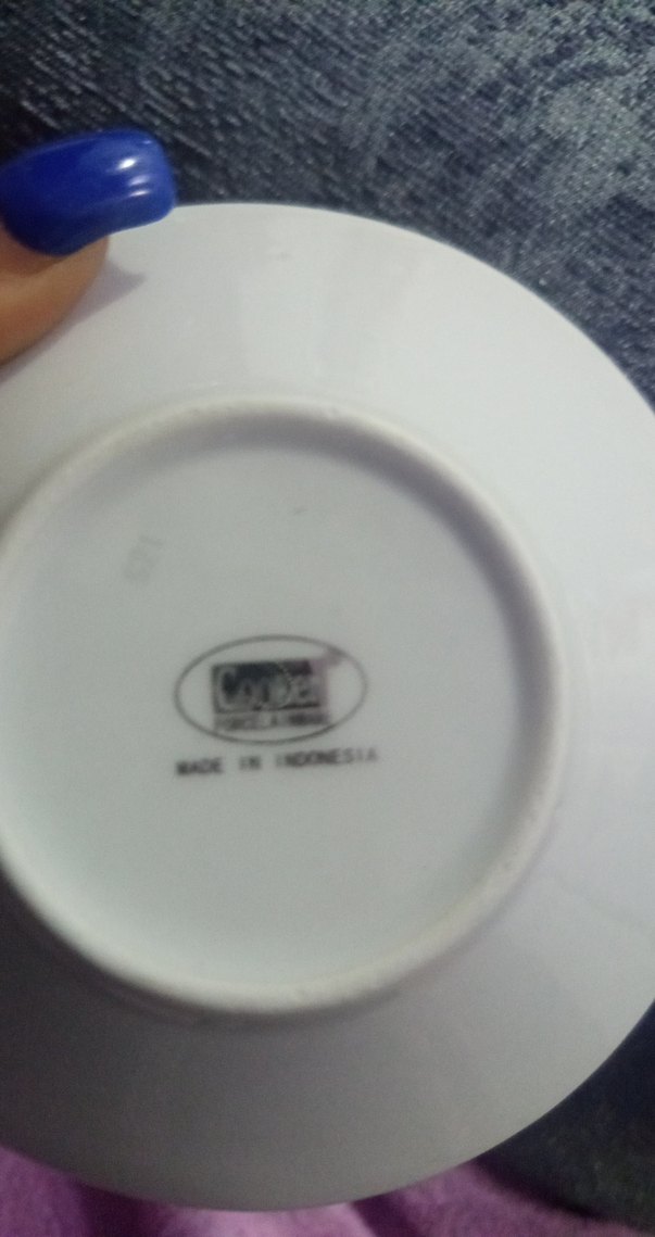 Gri Desenli Beyaz Porselen Fincan ve Tabağı - Görsel 3