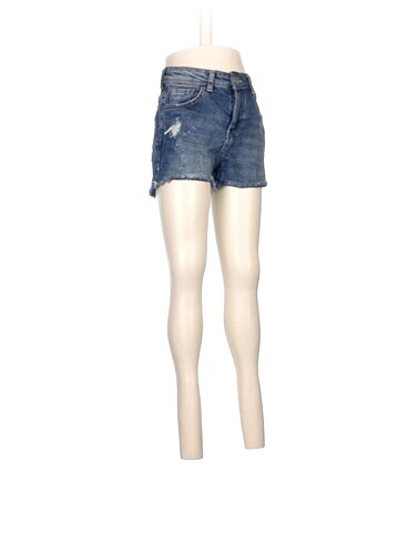Bershka Bershka Mini Şort %70 İndirimli.