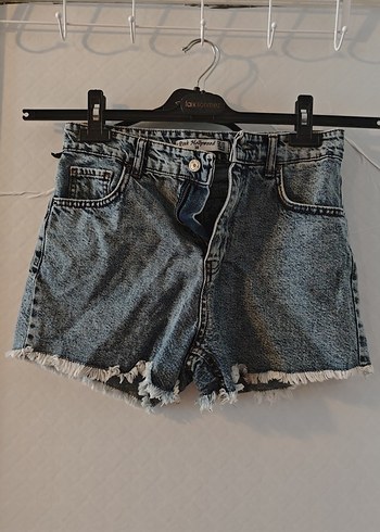 Gevşek Kesim Gri Batik Denim Mini Şort