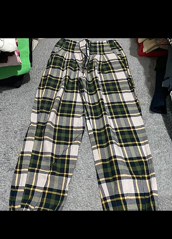 xs Beden çeşitli Renk Addax marka ekose pantolon