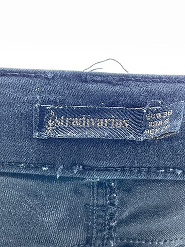 38 Beden siyah Renk Stradivarius Jean / Kot %70 İndirimli.
