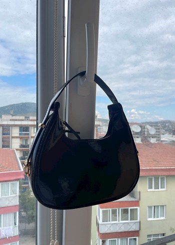 Klasik Deri Tokalı Kadın Çanta