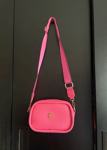 Pembe Deri Kadın Çapraz Çanta
