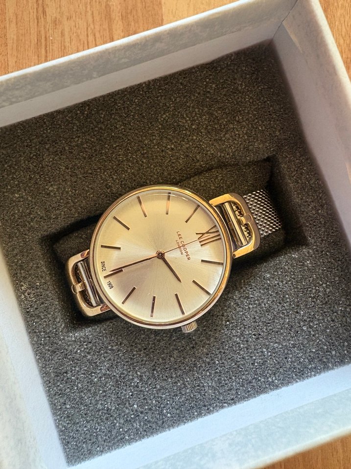 Altın gümüş  Renkli Kemer Detaylı Kadın Kol Saati - Görsel 4