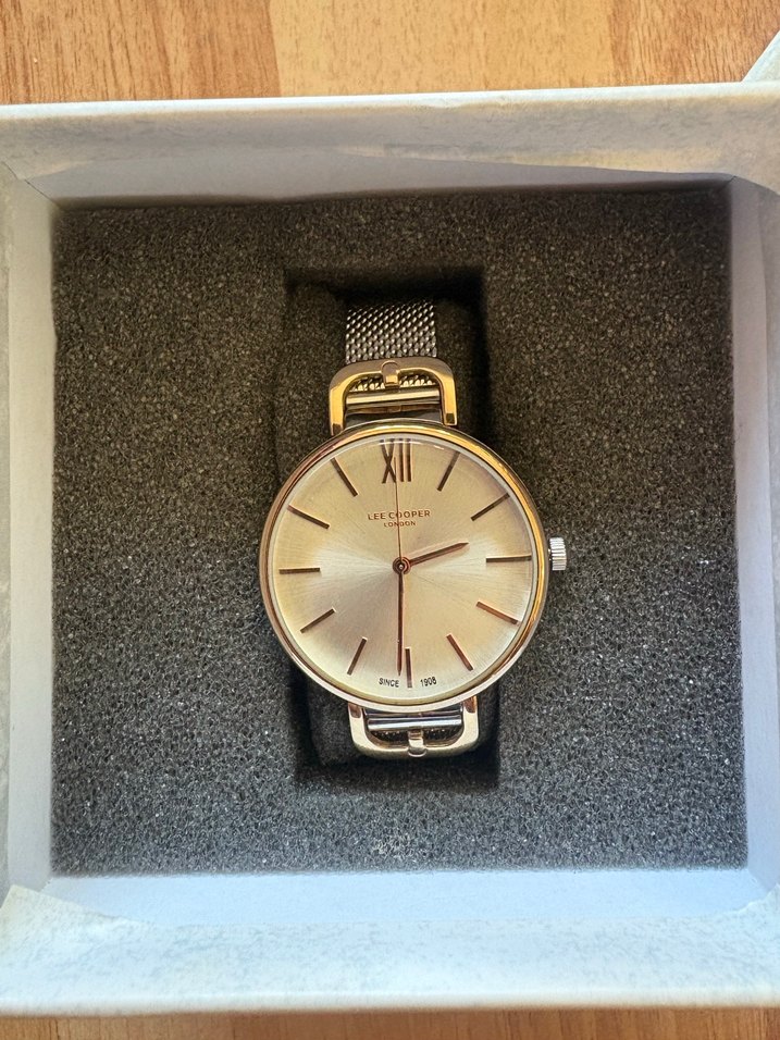 Altın gümüş  Renkli Kemer Detaylı Kadın Kol Saati - Görsel 3