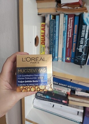 Loreal mucizevi yağ gece kremi 