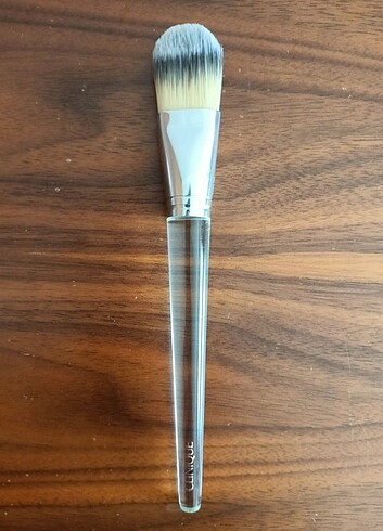 Clinique Pudra ve Fondöten Fırçası - Görsel 6