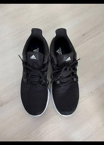 Siyah Bağcıklı Adidas Erkek Spor Ayakkabı