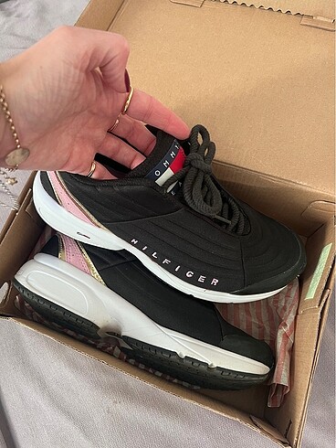 Orjinal tommy hilfiger sneakers