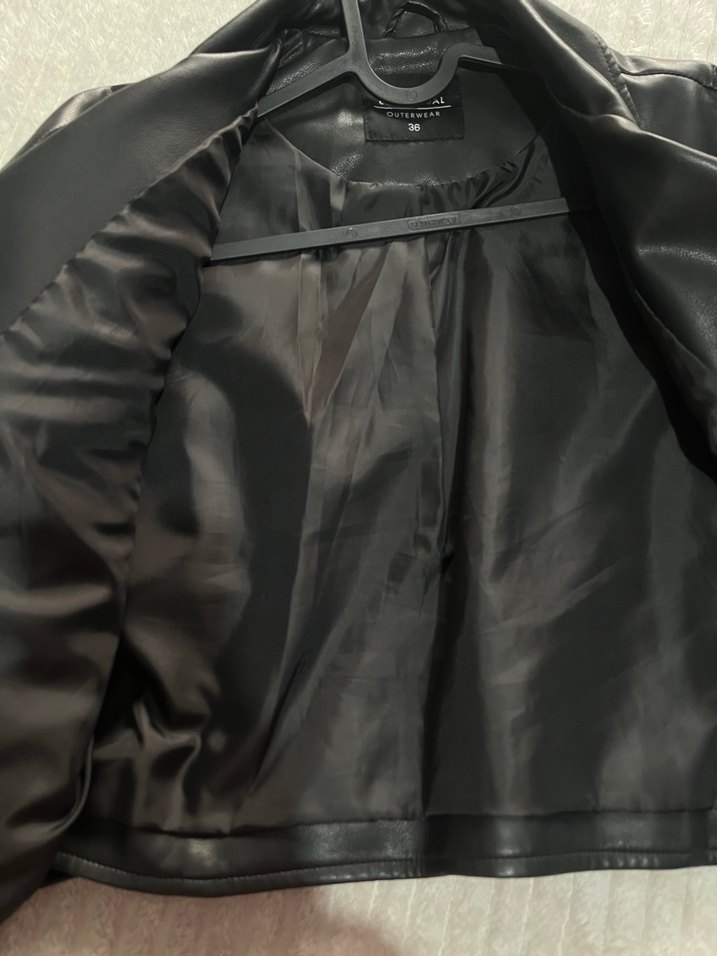 Tokalı Siyah Deri Biker Ceket - Görsel 3