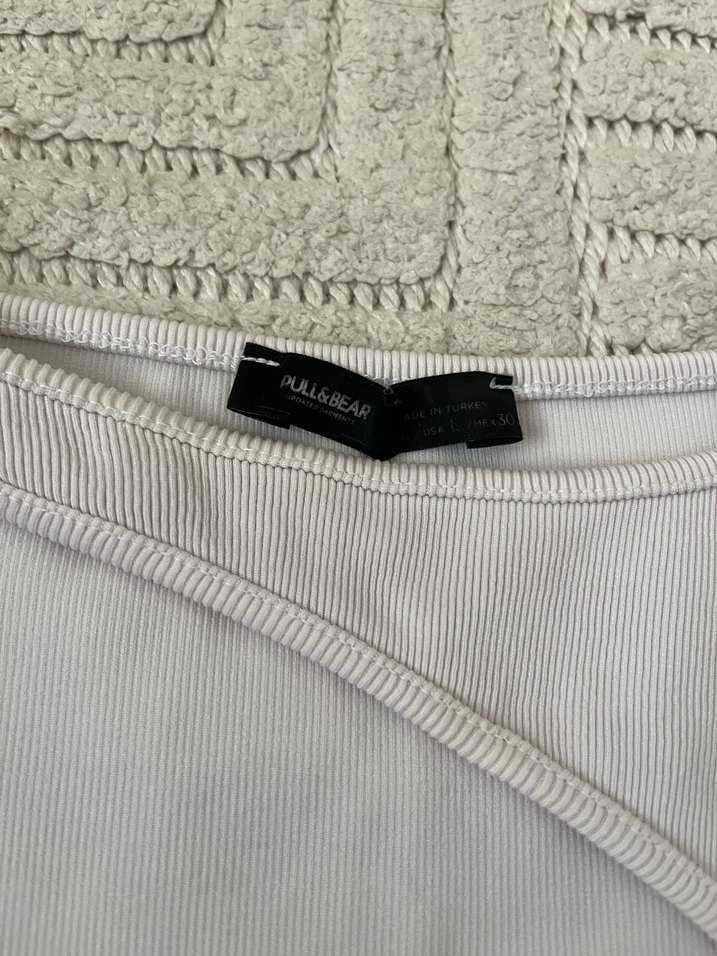 Asimetrik Kesim Beyaz Kadın Crop Top - Görsel 2