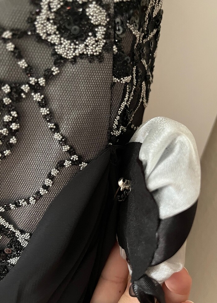 Siyah-gri  işlemeli abiye - Görsel 5