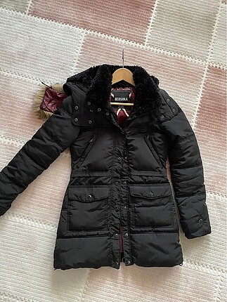Bershka mont
