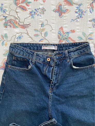 28 Beden Mom Jean