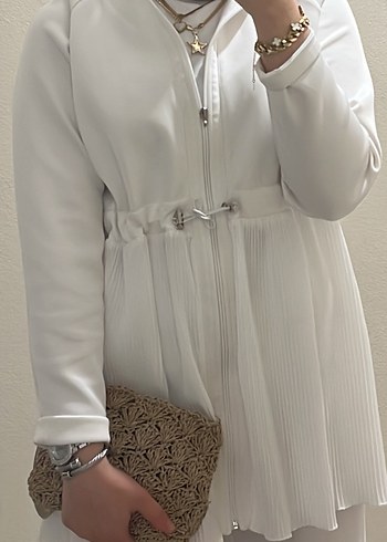 Beyaz Pliseli Uzun Hırka - Görsel 2