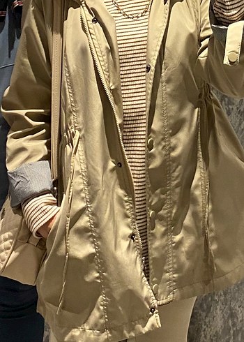 Düğmeli Bej Kadın Ceket, Yüksek Yaka, Uzun Kollu - Görsel 2