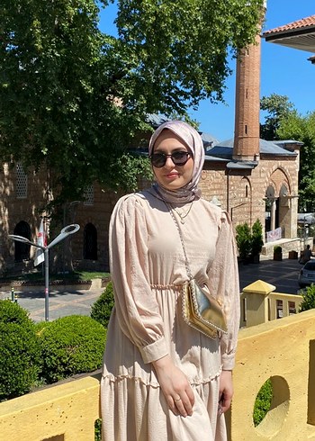 Bej Bol Kesim Uzun Keten Elbise - Görsel 3