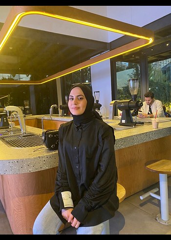 Siyah Uzun Kollu Yüksek Yakalı Kadın Tunik - Görsel 2