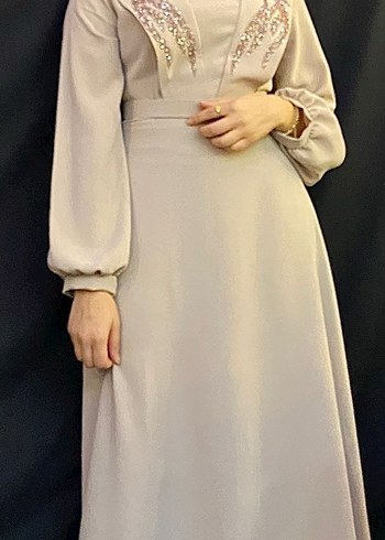 Nakışlı Bej Uzun Kollu Uzun Elbise - Görsel 4