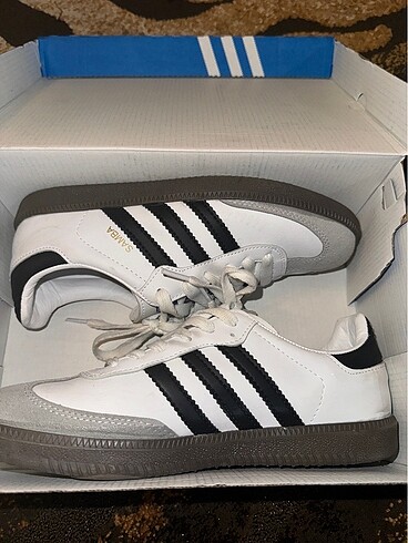 Adidas Samba