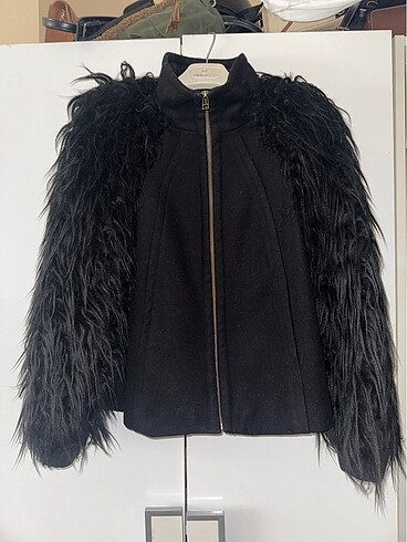 Zara Kürk Detaylı Ceket