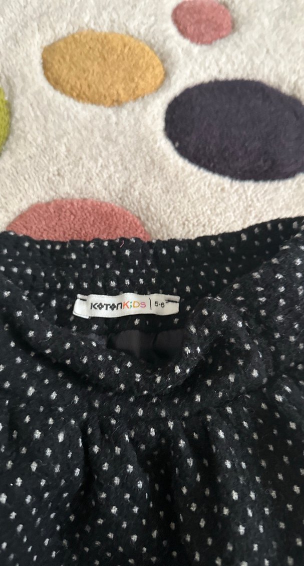 Siyah Puantiyeli Fırfırlı Mini Etek - Görsel 2