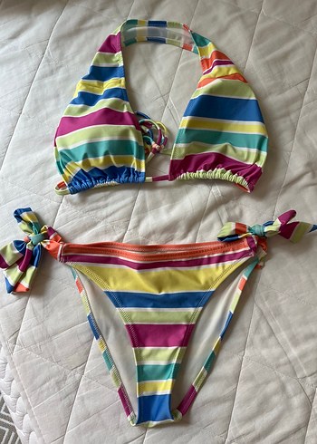 Penti Renkli Şeritli Bağcıklı Kadın Bikini